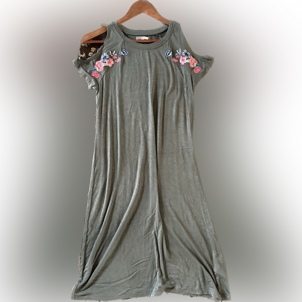 Maurices Sage/Green cold shoulder dress, XS, good condition .